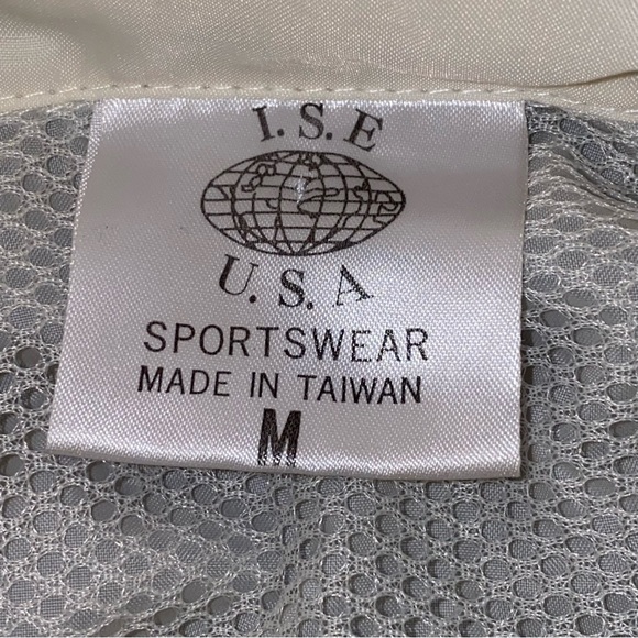 VTG Windbreaker Jacket Mens Medium Red Blue Full Zip Nylon International Sports - Picture 8 of 13